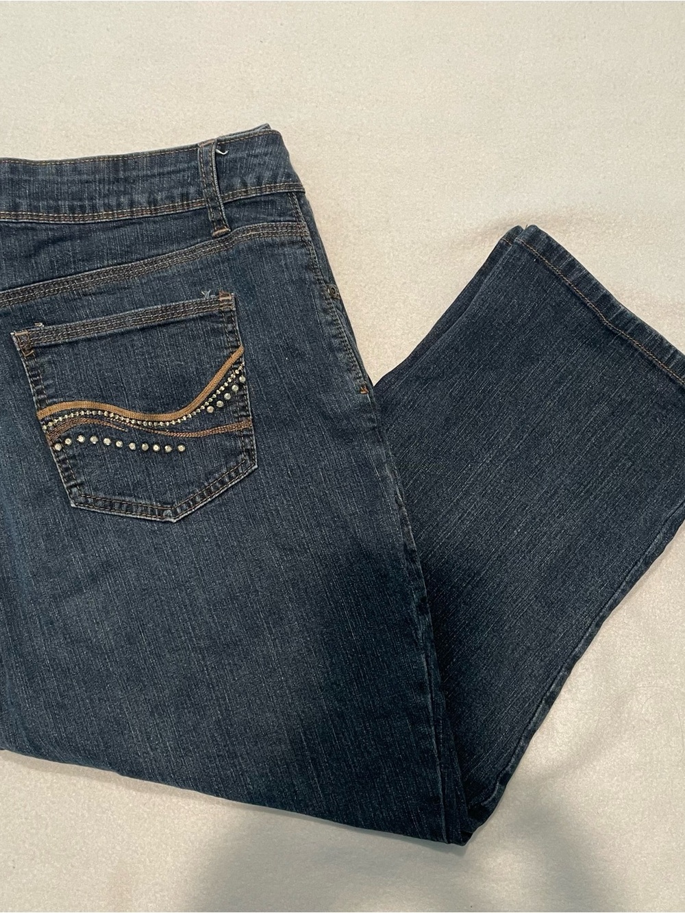 St. John’s Bay cropped jeans, Back Pocket Stud Detail, 16
